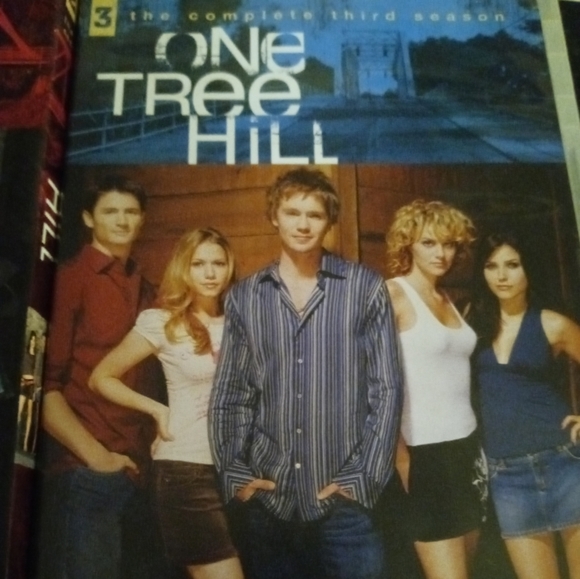 PREOWNED used One tree hill seasons 1-6&9 good condition - Picture 4 of 13